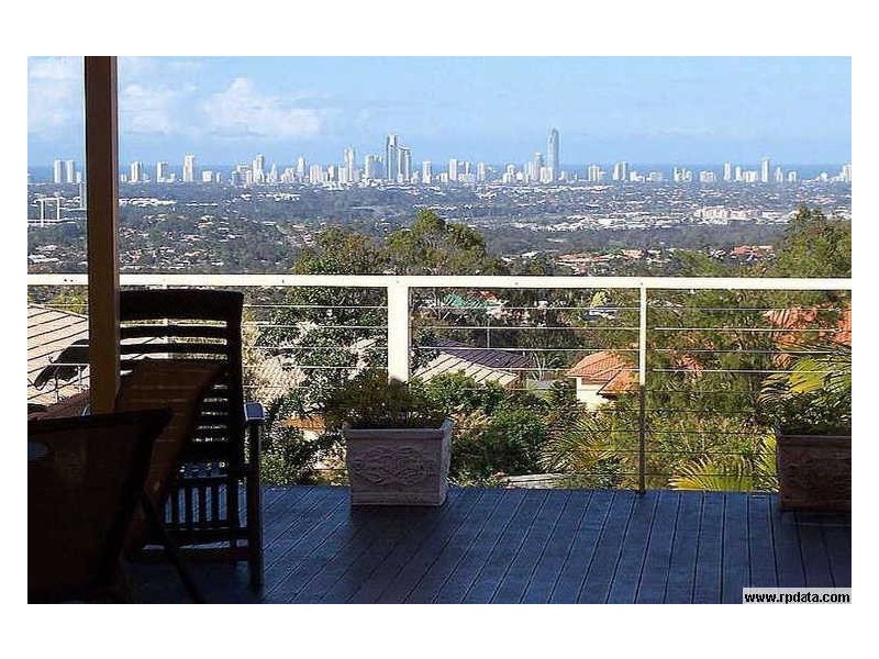 22 Moroccan Street, Highland Park QLD 4211