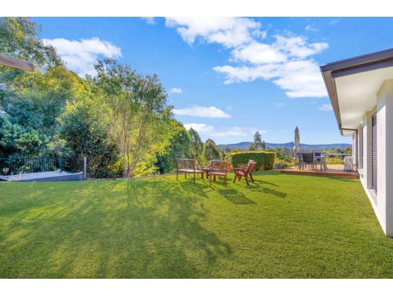 24 Jackaroo Crescent, Gilston QLD 4211