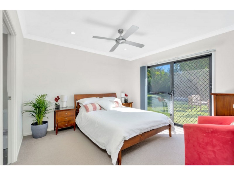 24 Jackaroo Crescent, Gilston QLD 4211