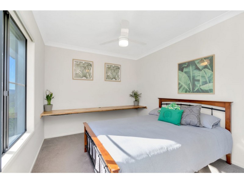 24 Jackaroo Crescent, Gilston QLD 4211