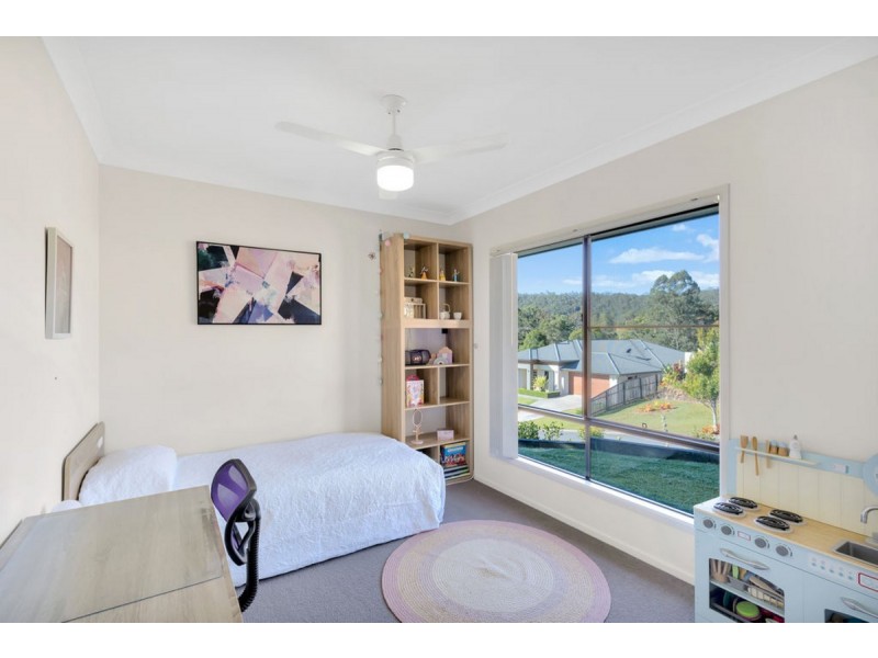 24 Jackaroo Crescent, Gilston QLD 4211