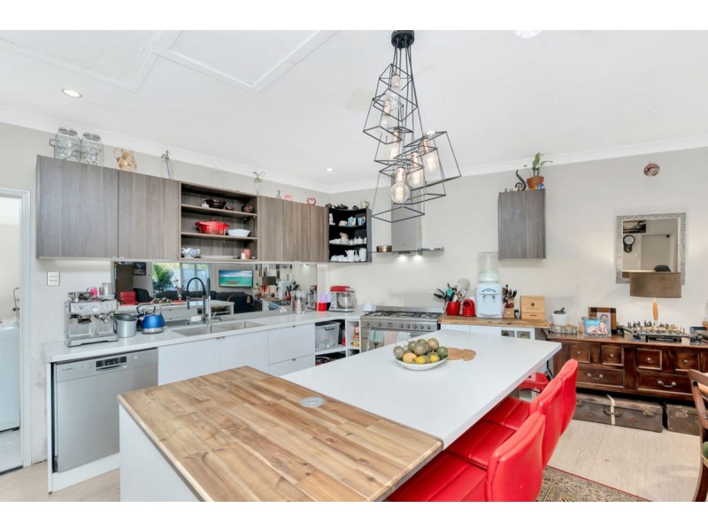 27 Yarrayne Road, Nerang QLD 4211