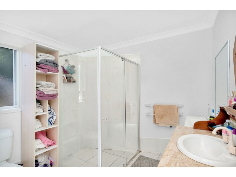 27 Yarrayne Road, Nerang QLD 4211