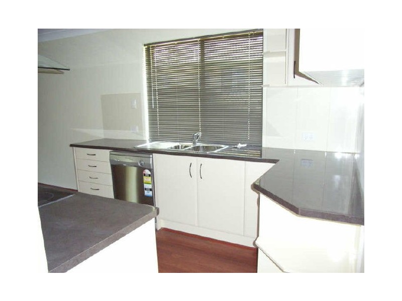 1 Remount Street, Carrara QLD 4211