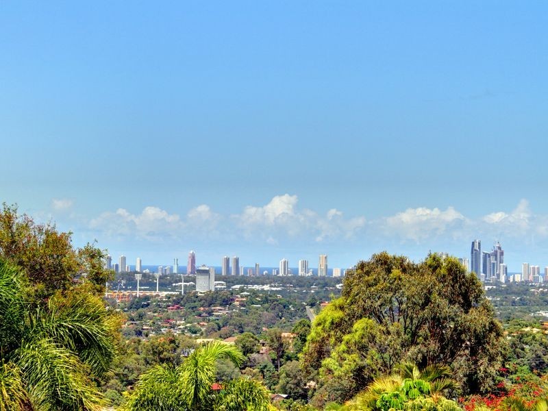 13 Ardrossan Place, Highland Park QLD 4211