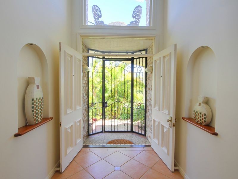 13 Ardrossan Place, Highland Park QLD 4211