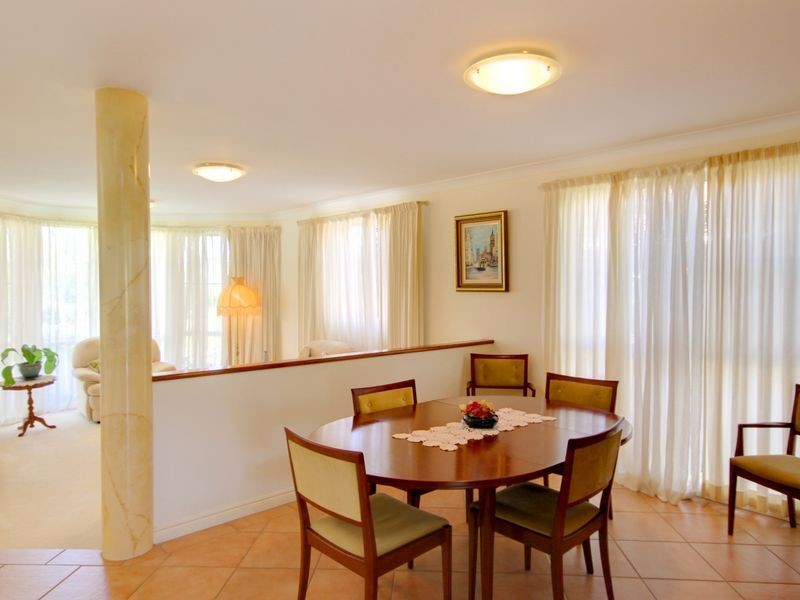 13 Ardrossan Place, Highland Park QLD 4211