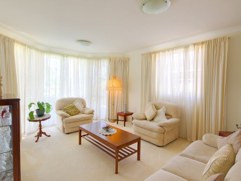 13 Ardrossan Place, Highland Park QLD 4211