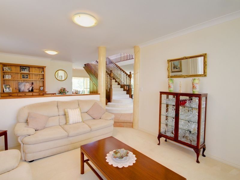 13 Ardrossan Place, Highland Park QLD 4211