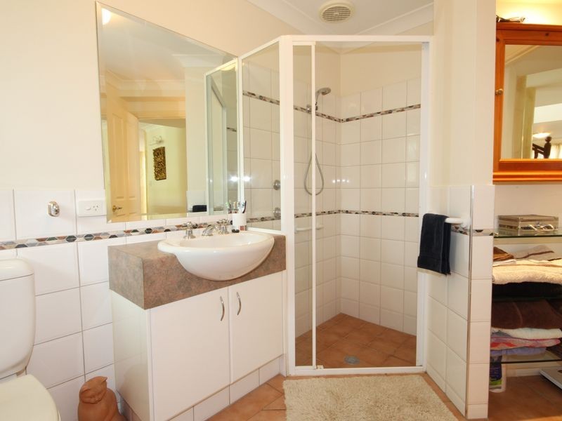 13 Ardrossan Place, Highland Park QLD 4211