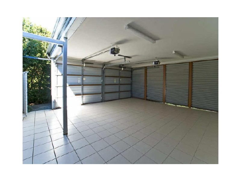 17/2 Ridgeline Way, Highland Park QLD 4211