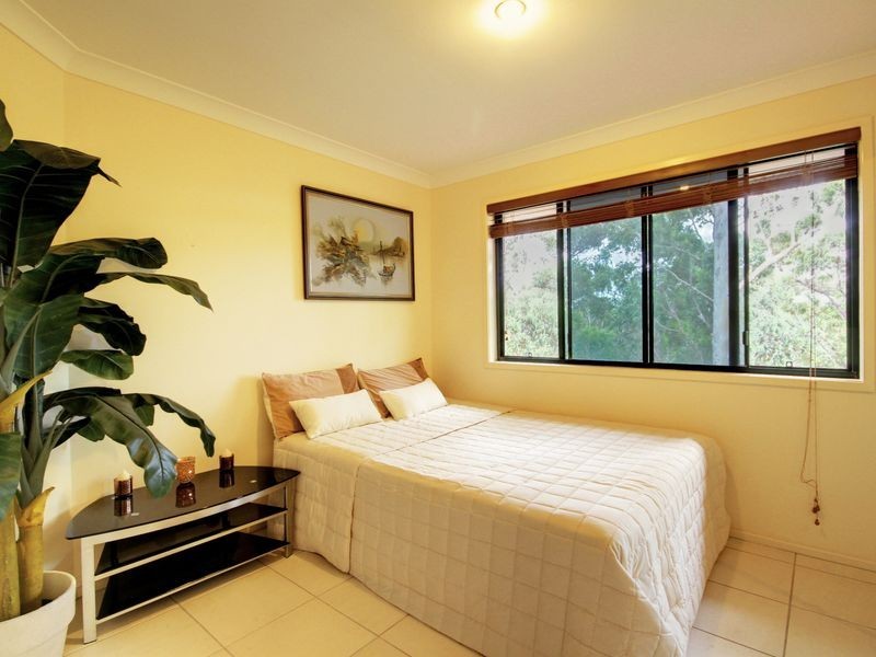 23 Tara Vista Boulevard, Highland Park QLD 4211