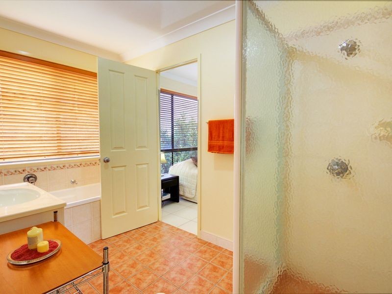 23 Tara Vista Boulevard, Highland Park QLD 4211