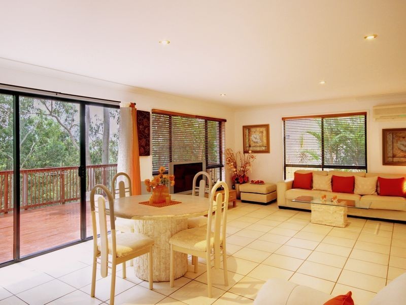 23 Tara Vista Boulevard, Highland Park QLD 4211