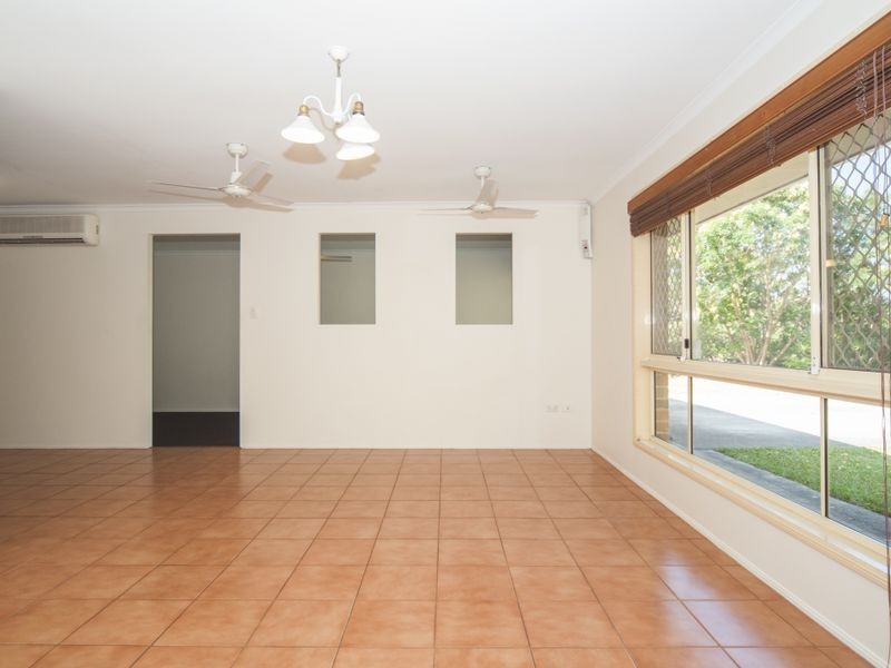 216 Banyula Drive, Gaven QLD 4211