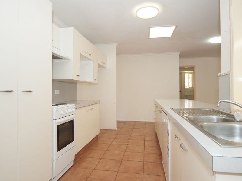 216 Banyula Drive, Gaven QLD 4211