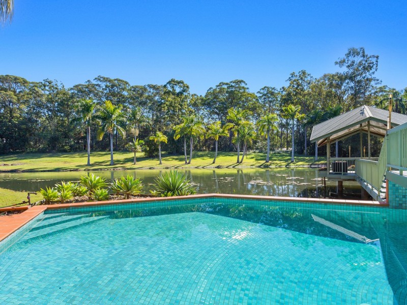 10 Dell Court, Nerang QLD 4211