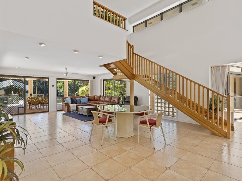 10 Dell Court, Nerang QLD 4211