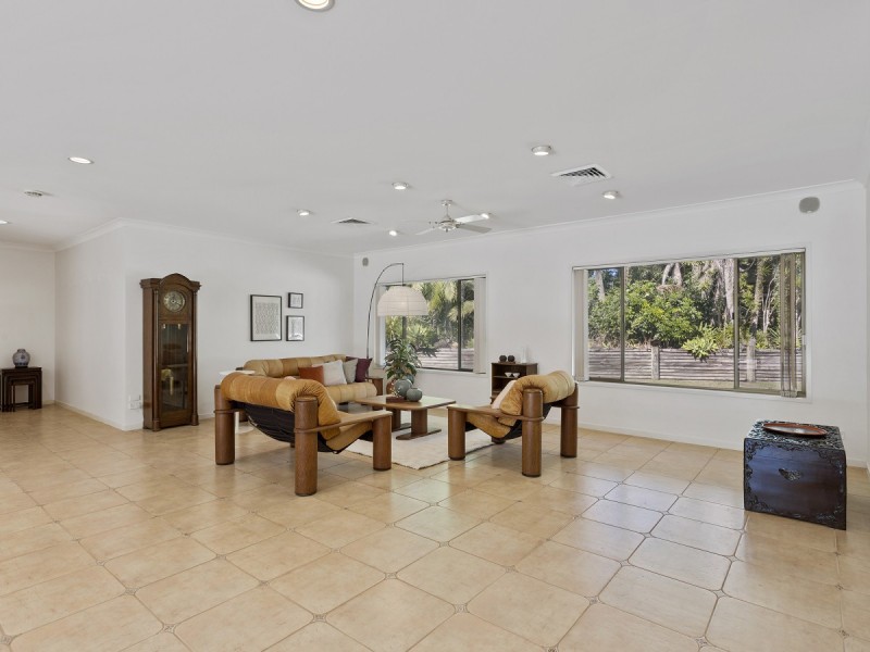10 Dell Court, Nerang QLD 4211