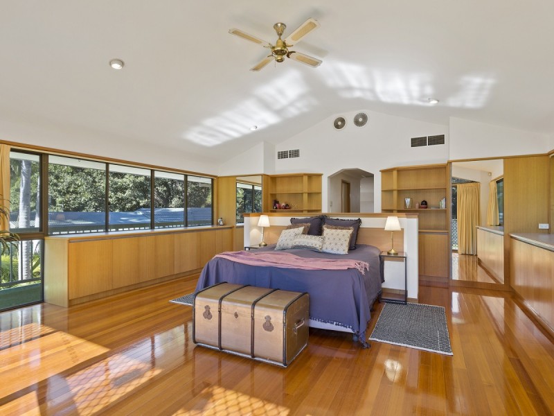 10 Dell Court, Nerang QLD 4211