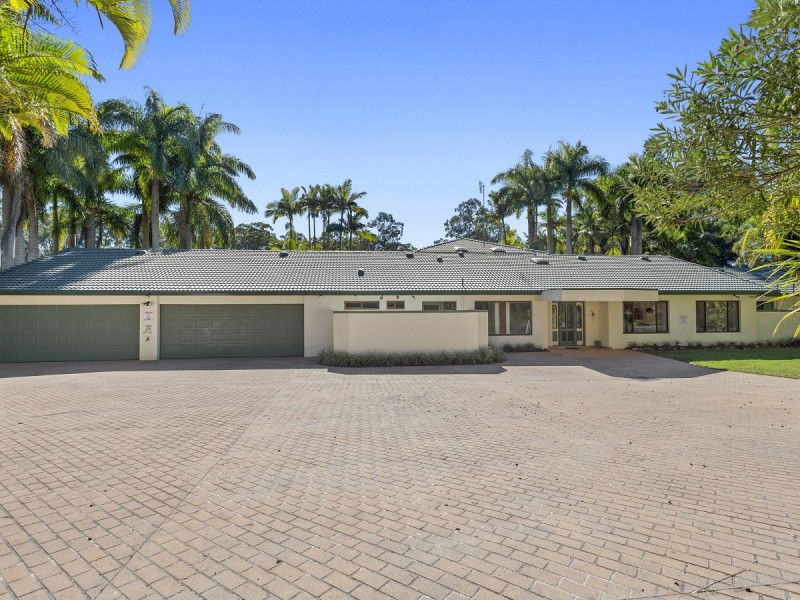 10 Dell Court, Nerang QLD 4211