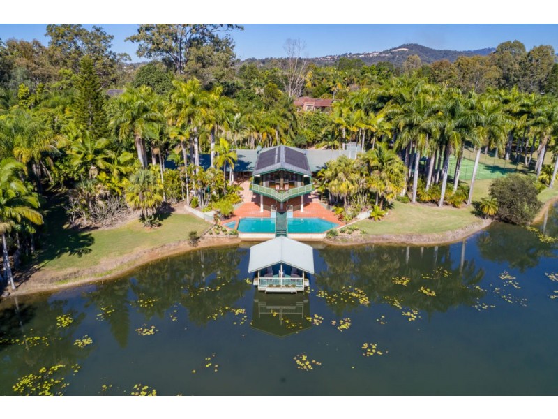 10 Dell Court, Nerang QLD 4211