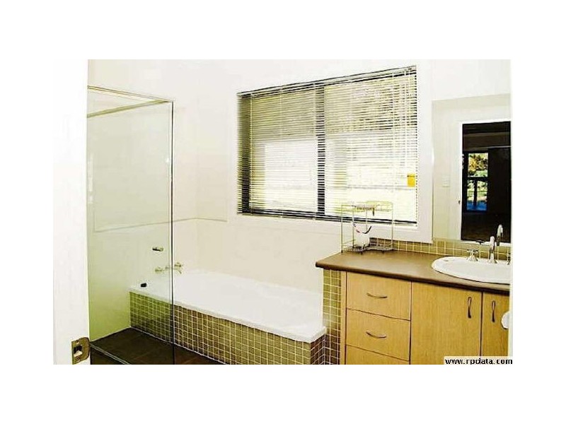 20 Reed Place, Maudsland QLD 4210