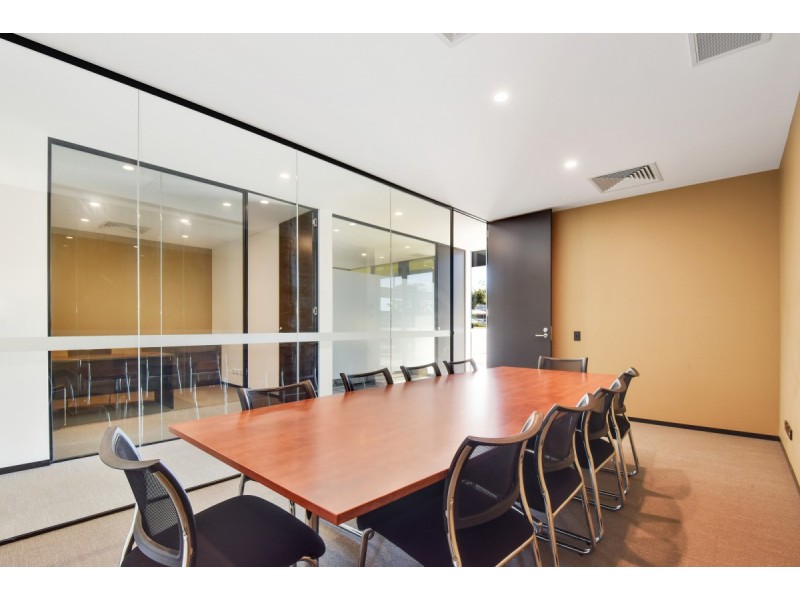 2-4 New Street, Nerang QLD 4211