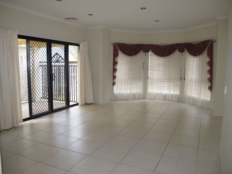 16 Miro Place, Nerang QLD 4211