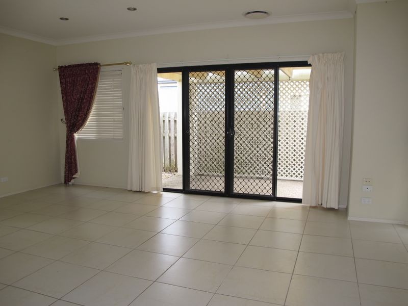 16 Miro Place, Nerang QLD 4211