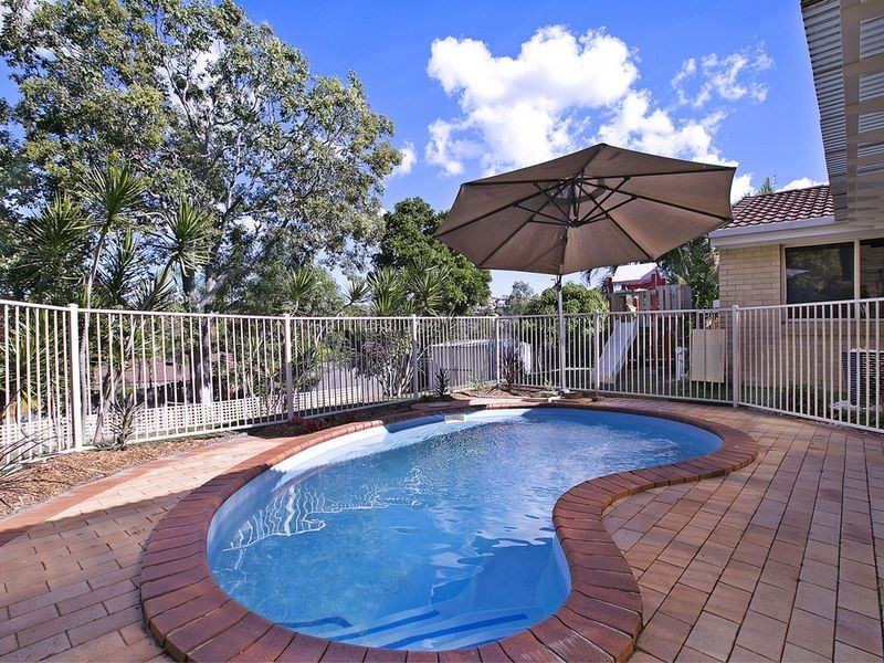 11 Issell Place, Highland Park QLD 4211