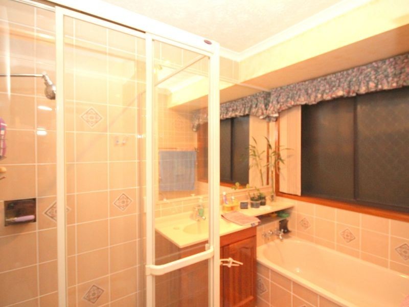 56 Chisholm Road, Carrara QLD 4211