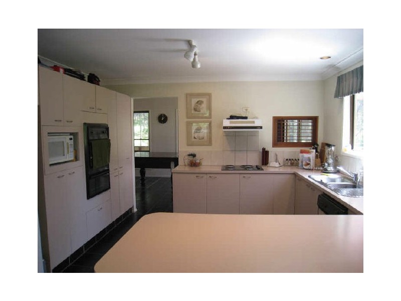 50 Castle Hill Drive South, Gaven QLD 4211