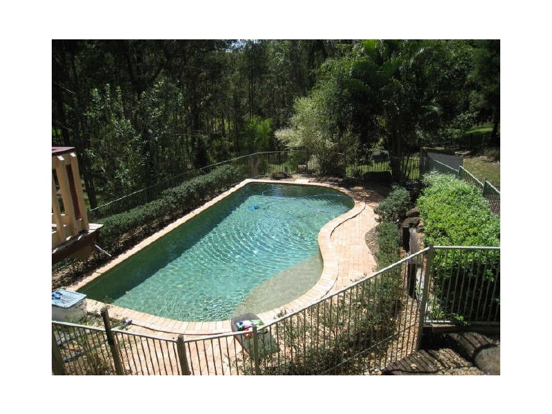 50 Castle Hill Drive South, Gaven QLD 4211