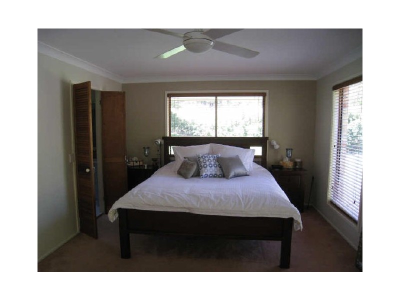 50 Castle Hill Drive South, Gaven QLD 4211