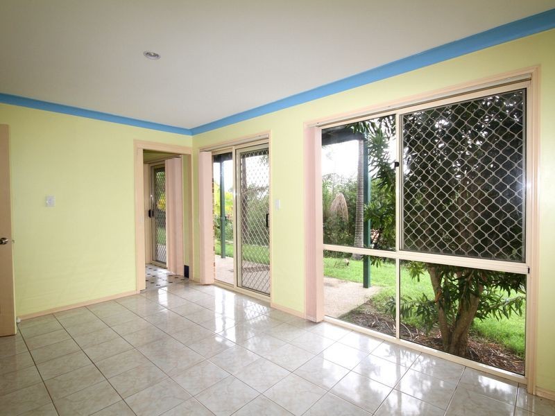 5 Regal Court, Highland Park QLD 4211