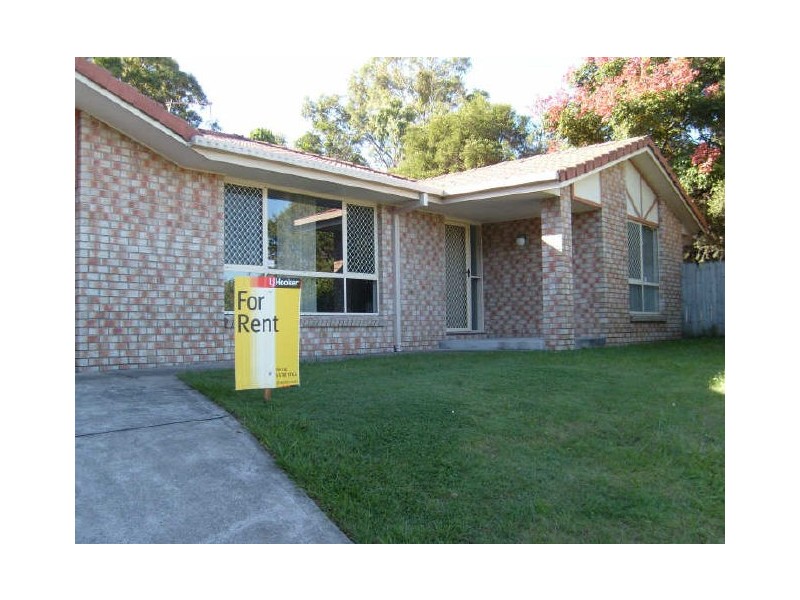33 Glengarry Close, Highland Park QLD 4211