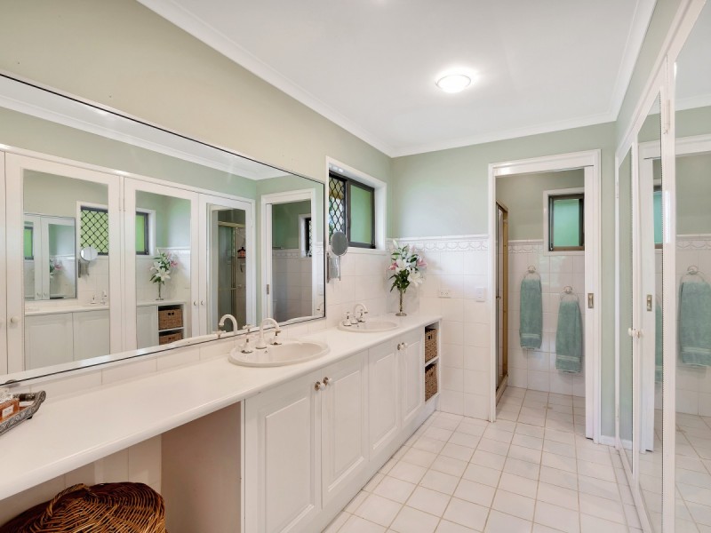 37 Kupara Street, Nerang QLD 4211