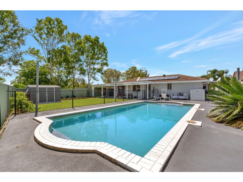 87 Chisholm Road, Carrara QLD 4211