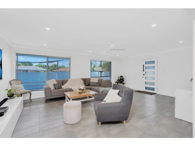 87 Chisholm Road, Carrara QLD 4211