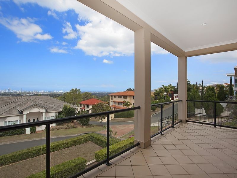 4 Galleria Court, Highland Park QLD 4211