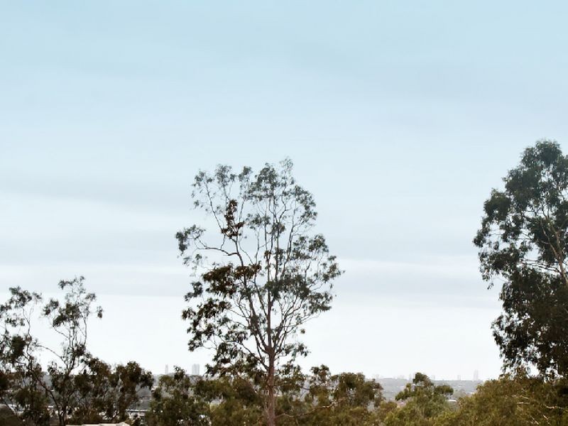 9 Lytham Court, Highland Park QLD 4211