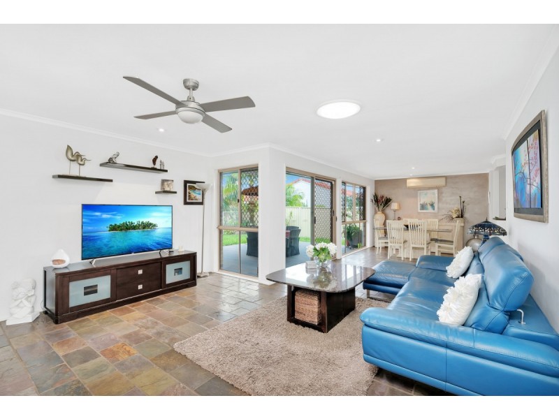 88 Hickey Way, Carrara QLD 4211