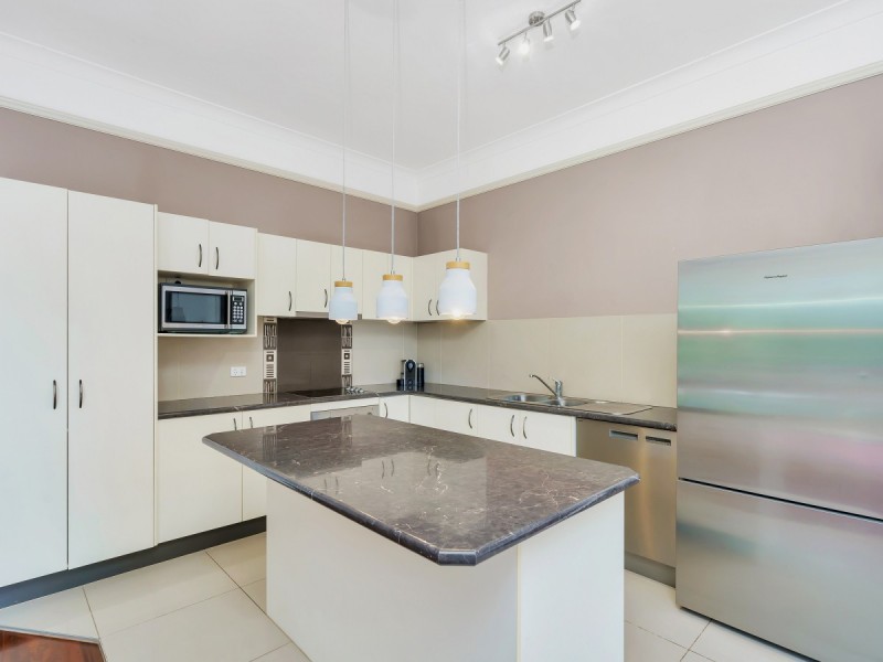 35 Tristania Way, Highland Park QLD 4211