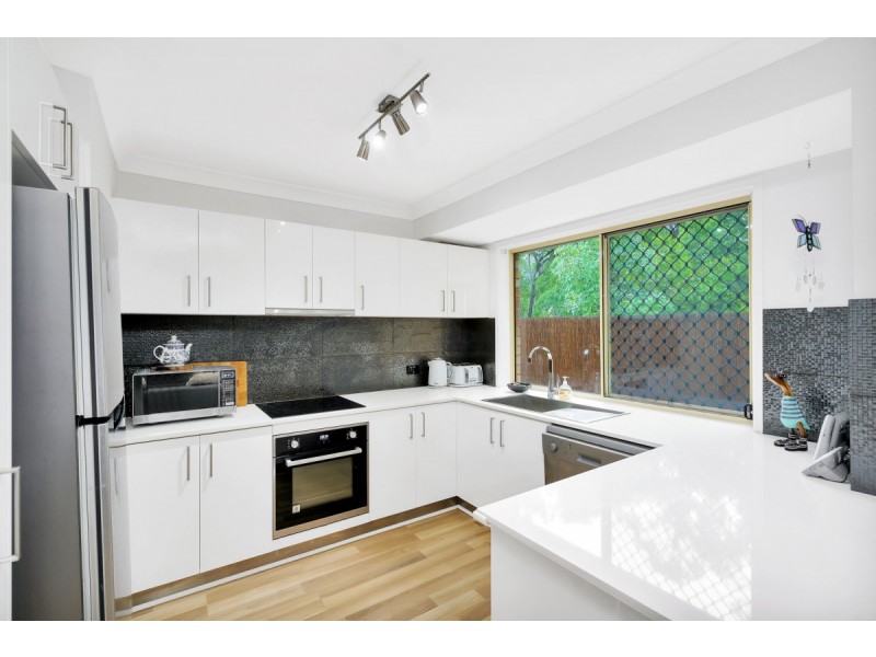 7/23 Nikau Crescent, Nerang QLD 4211