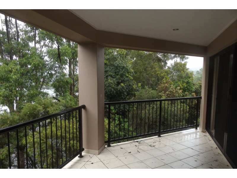 1/25 Riverwood Drive, Ashmore QLD 4214