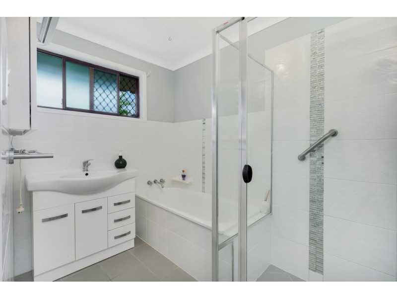 11 Colrene Drive, Nerang QLD 4211