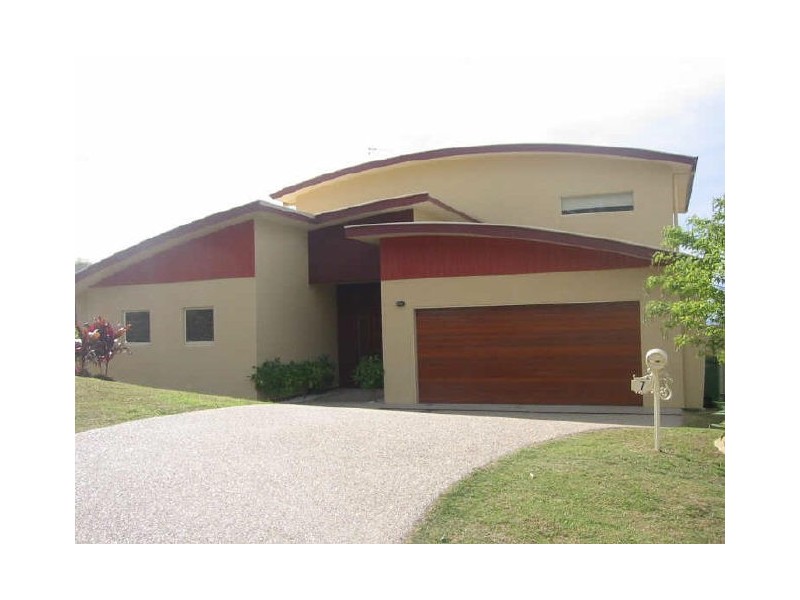 7 Chevron Rise, Highland Park QLD 4211