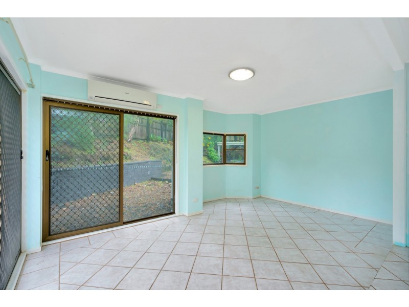 7 Clutha Court, Highland Park QLD 4211