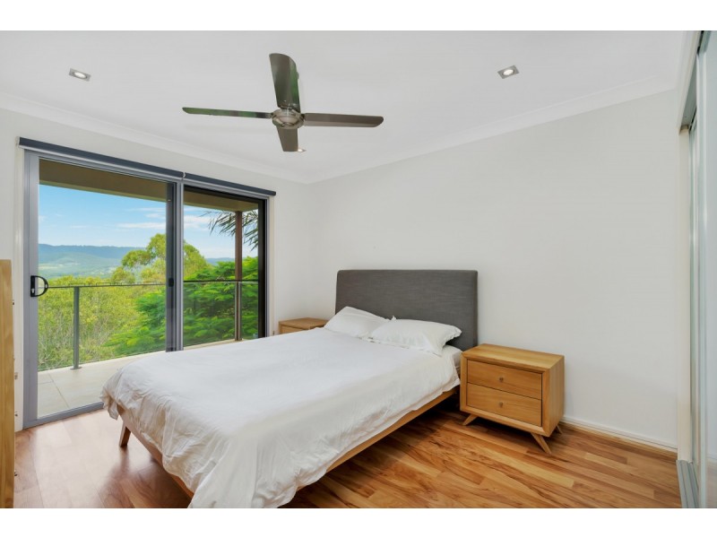 52 Tara Vista Boulevard, Highland Park QLD 4211